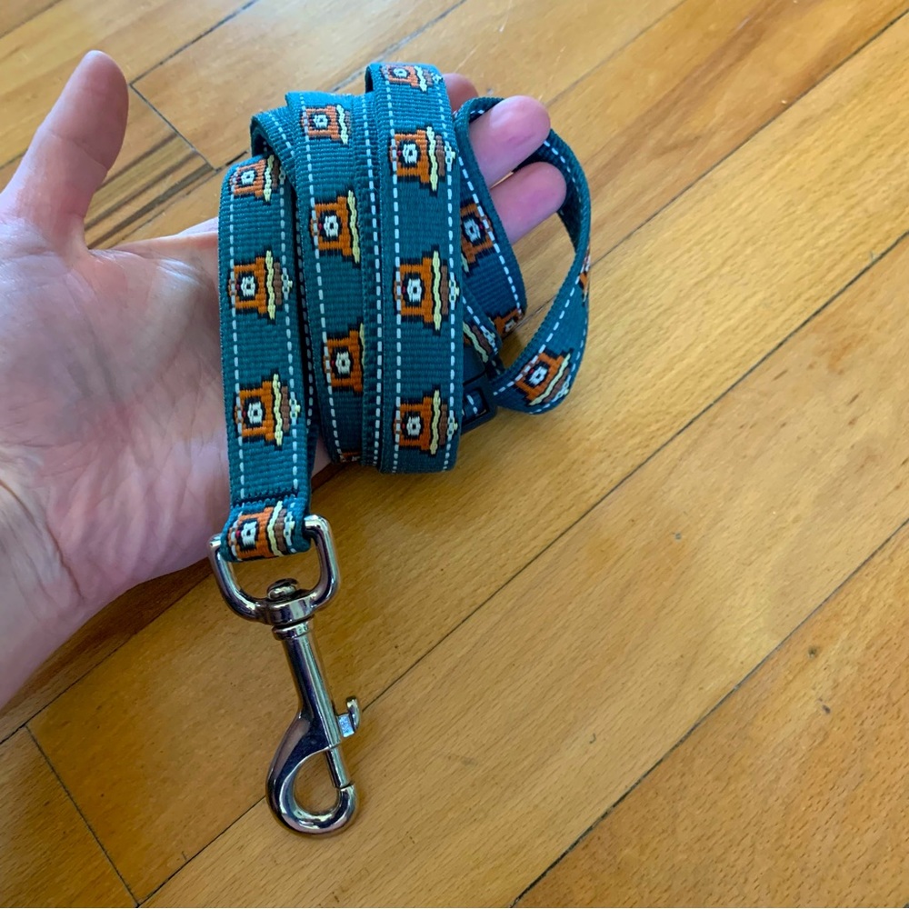 Chaco Smokey the Bear Dog Leash